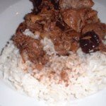 Pork with prunes and chesnuts