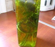 Aromatic olive oil with herbs
