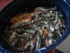 Chicken with okra in clay pot