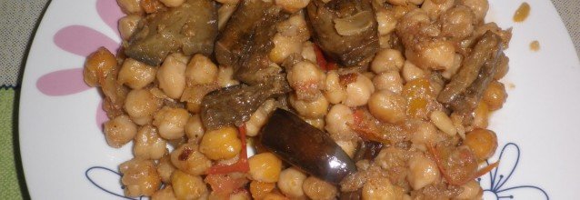 Chick peas with eggplants